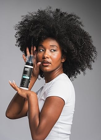 Espuma ligera para todo tipo de cabello, fijación y definición de larga duración. - La Tiendita de la Jose